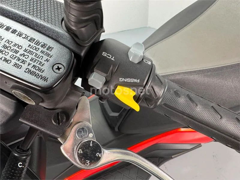 Kymco DTX 350 – Vista 15