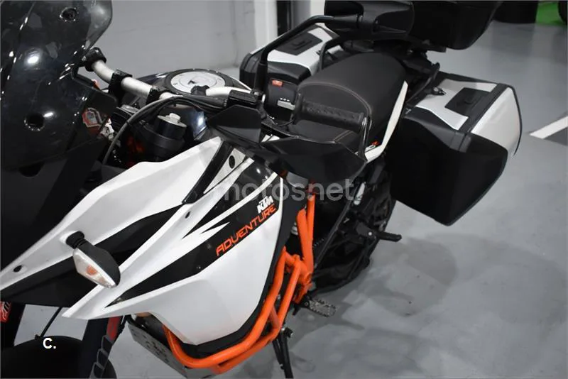KTM 1090 Adventure – Vista 11