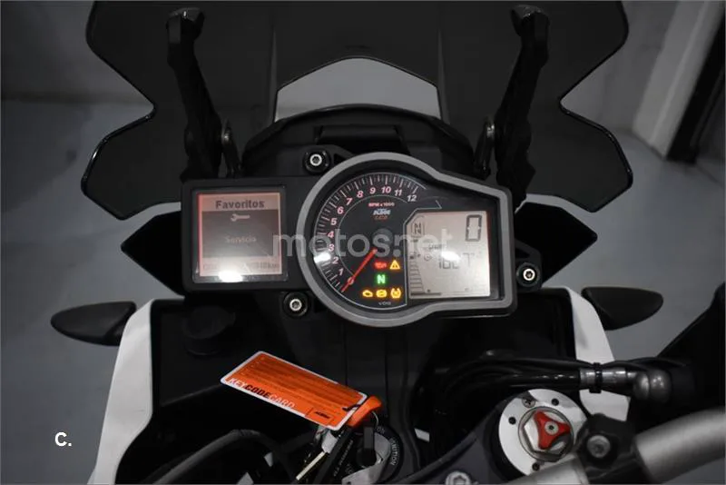 KTM 1090 Adventure – Vista 13