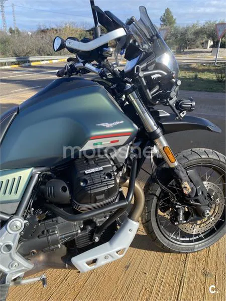 Moto Guzzi V 85 TT – Vista 2