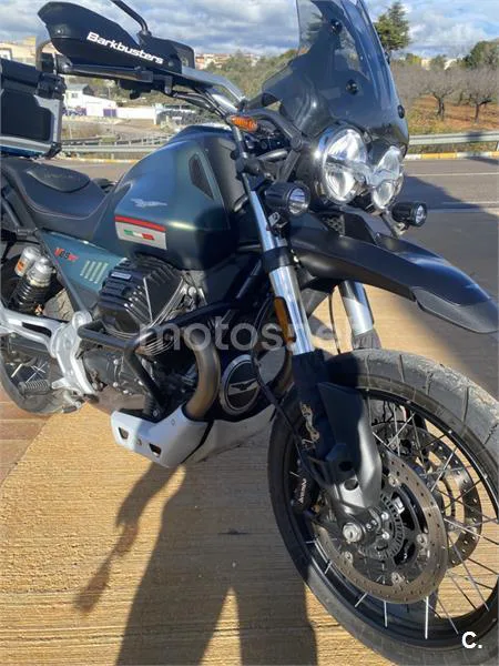 Moto Guzzi V 85 TT – Vista 4