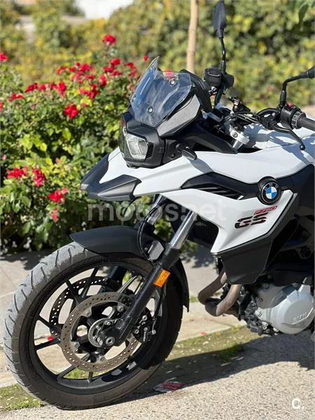 BMW F 750 – Vista 8