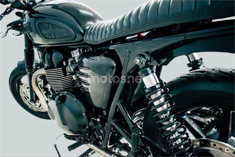 Triumph Bonneville T100 – Vista 6