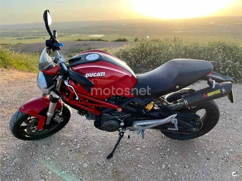 Ducati Monster 696+ 5000 € 2014 Madrid - 2