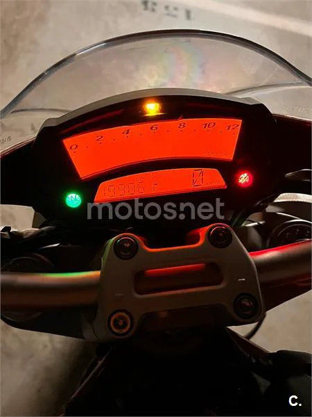 Ducati Monster 696+ – Vista 6