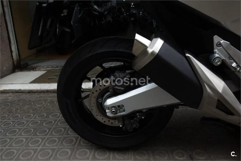 Honda Forza 750 – Vista 5