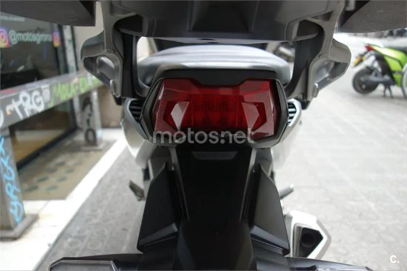 Honda Forza 750 – Vista 6