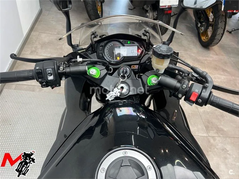 Kawasaki Z1000 SX – Vista 8