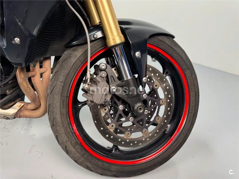 Triumph Street Triple – Vista 5