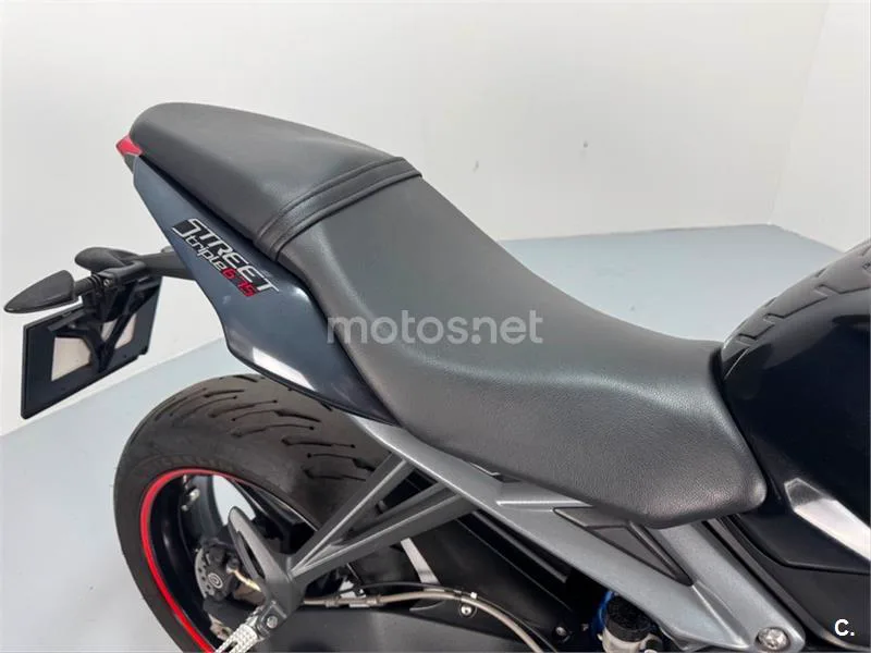 Triumph Street Triple – Vista 7