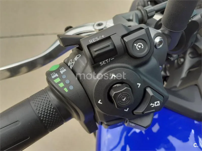 Yamaha MT-09 – Vista 17