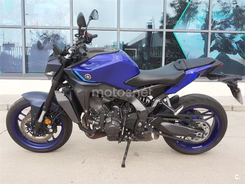 Yamaha MT-09 – Vista 3