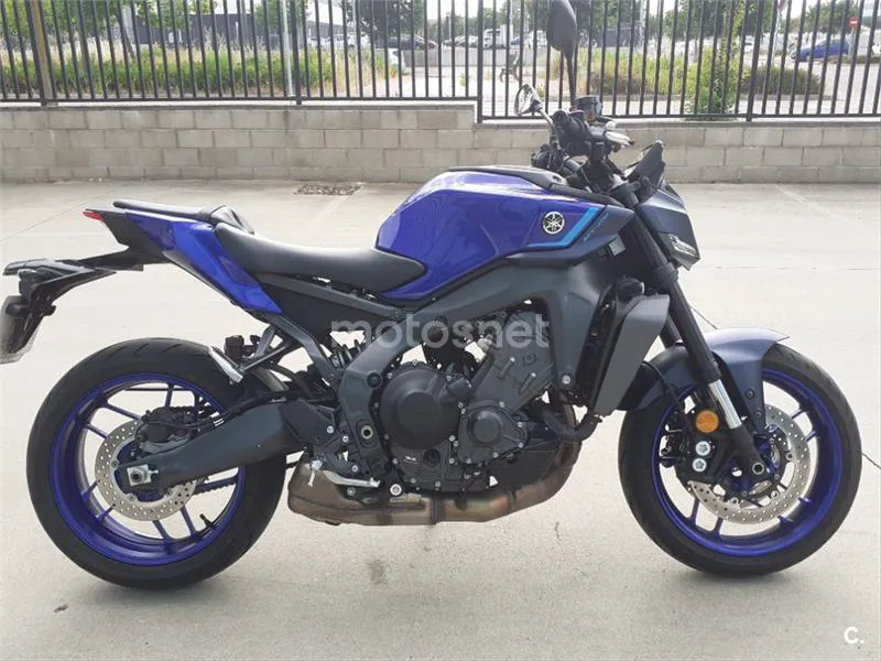 Yamaha MT-09 – Vista 6