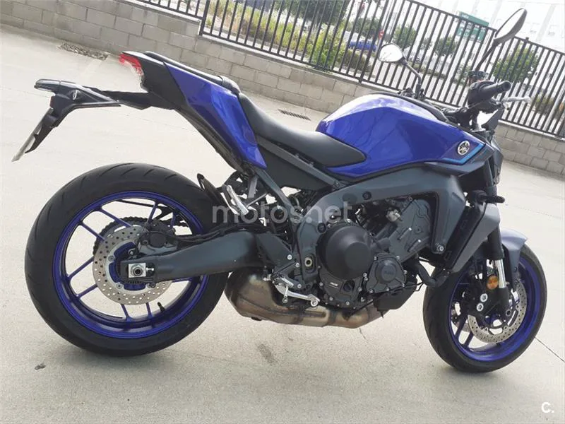Yamaha MT-09 – Vista 7