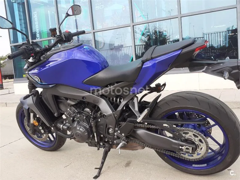 Yamaha MT-09 – Vista 9