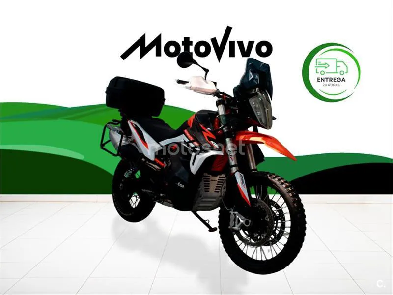 KTM 890 – Vista 3