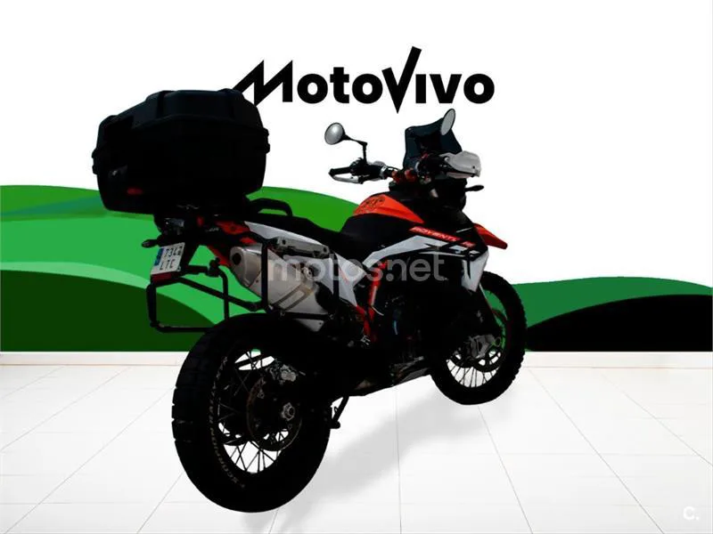 KTM 890 – Vista 5