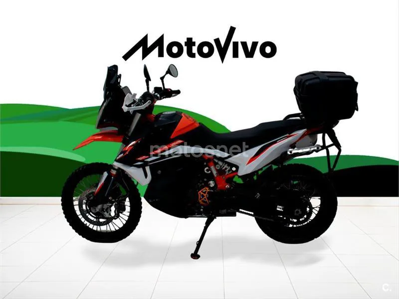 KTM 890 – Vista 7