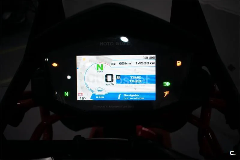 Moto Guzzi V85 TT – Vista 11