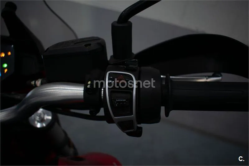 Moto Guzzi V85 TT – Vista 13