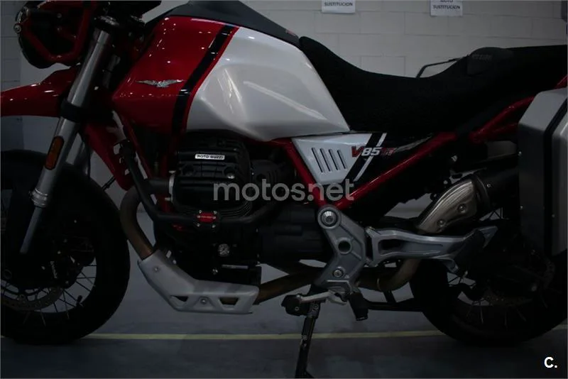 Moto Guzzi V85 TT – Vista 10