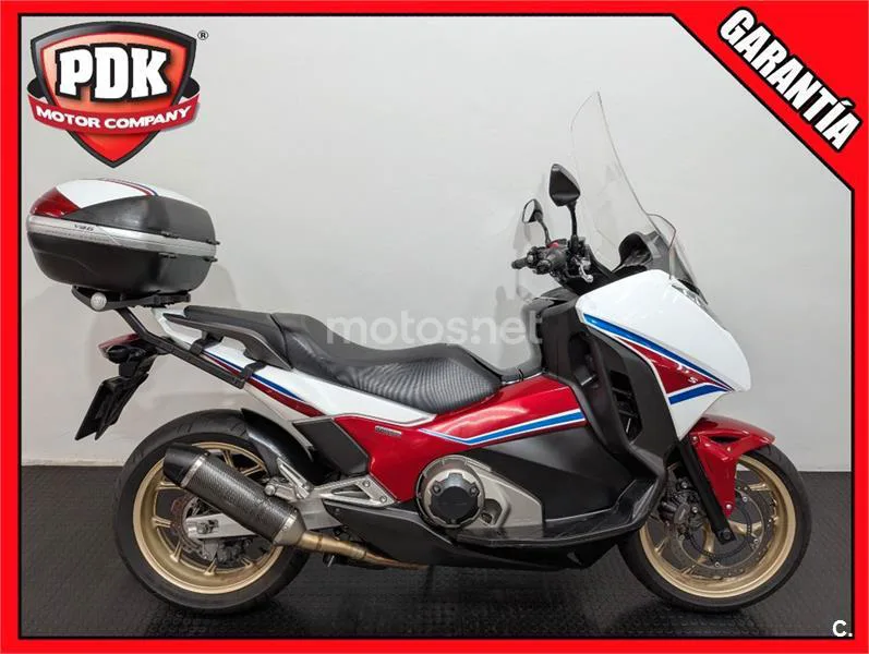 Honda Integra 750 S – Vista 5