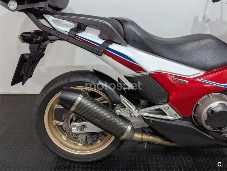 Honda Integra 750 S – Vista 8