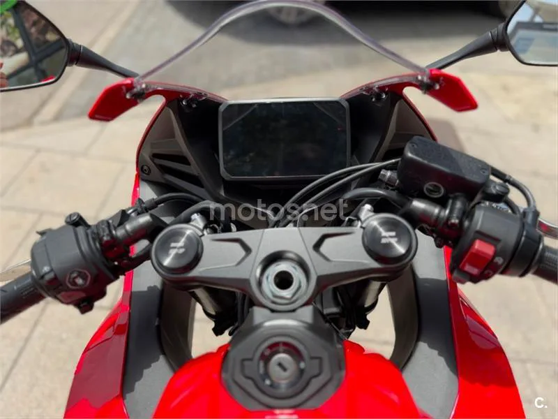 Honda CBR 650 R – Vista 19