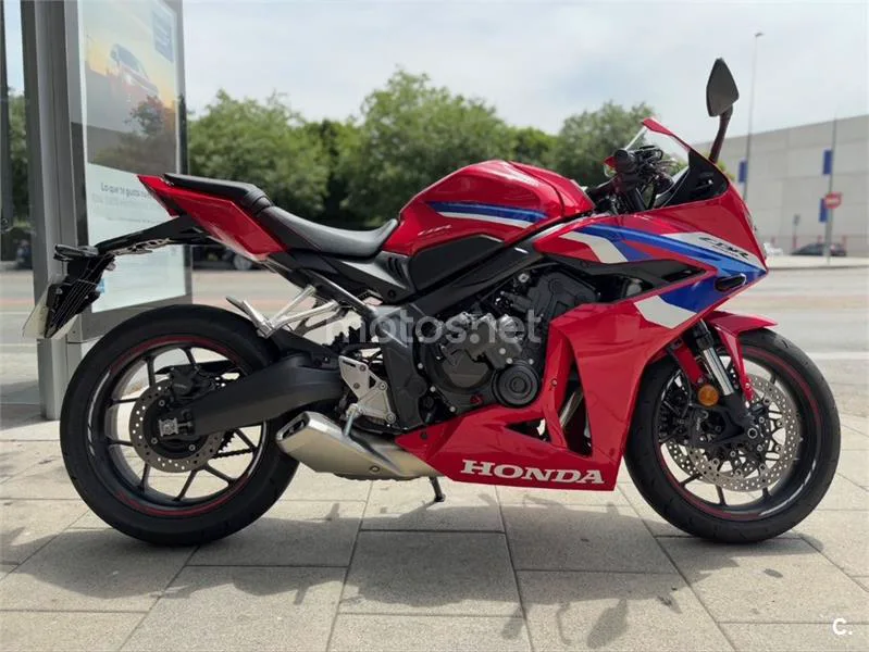 Honda CBR 650 R – Vista 8