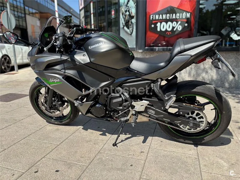 Kawasaki Ninja 650 – Vista 11