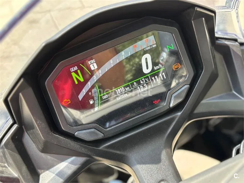 Kawasaki Ninja 650 – Vista 15