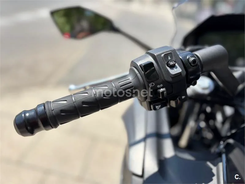 Kawasaki Ninja 650 – Vista 17