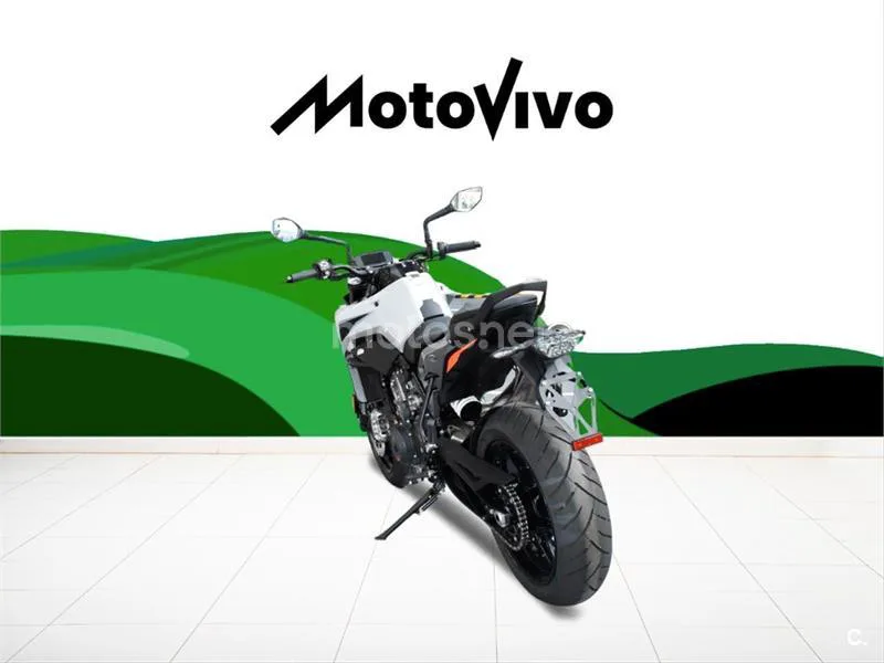KTM 790 – Vista 9