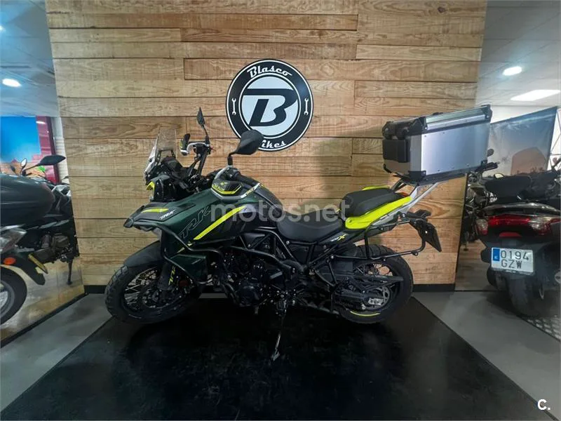 Benelli TRK 702 X – Vista 12