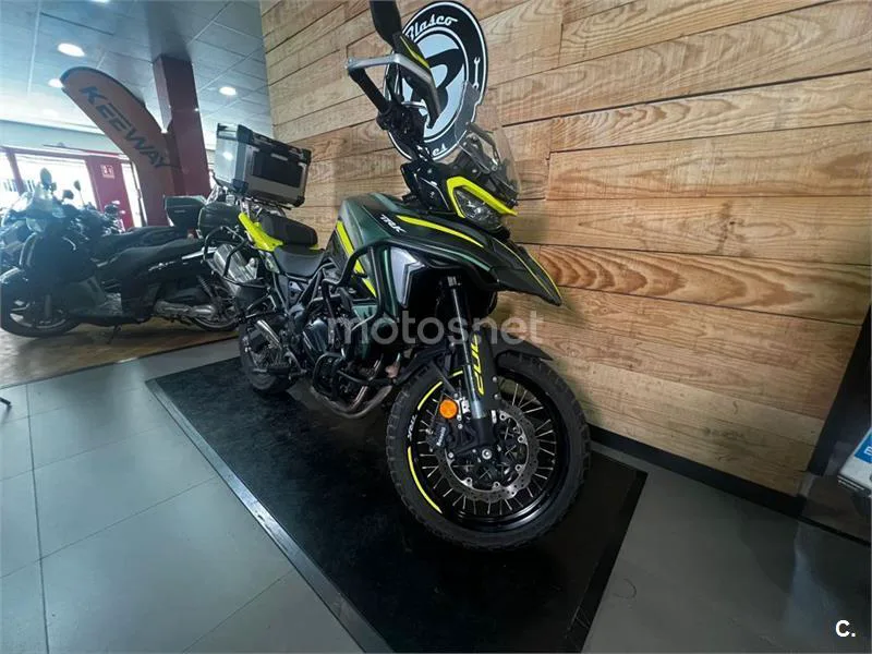 Benelli TRK 702 X – Vista 16