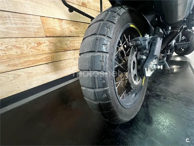Benelli TRK 702 X – Vista 7