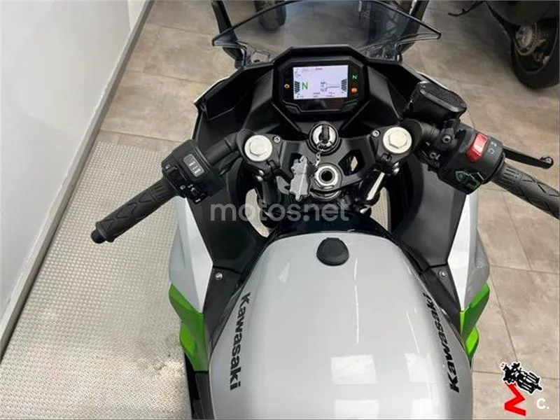 Kawasaki Ninja e-1 – Vista 8