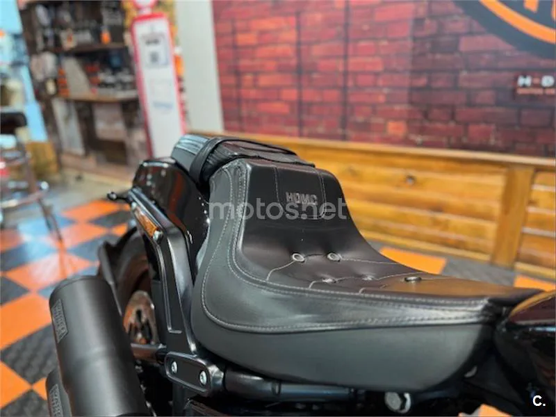 Harley-Davidson Fat Bob – Vista 4