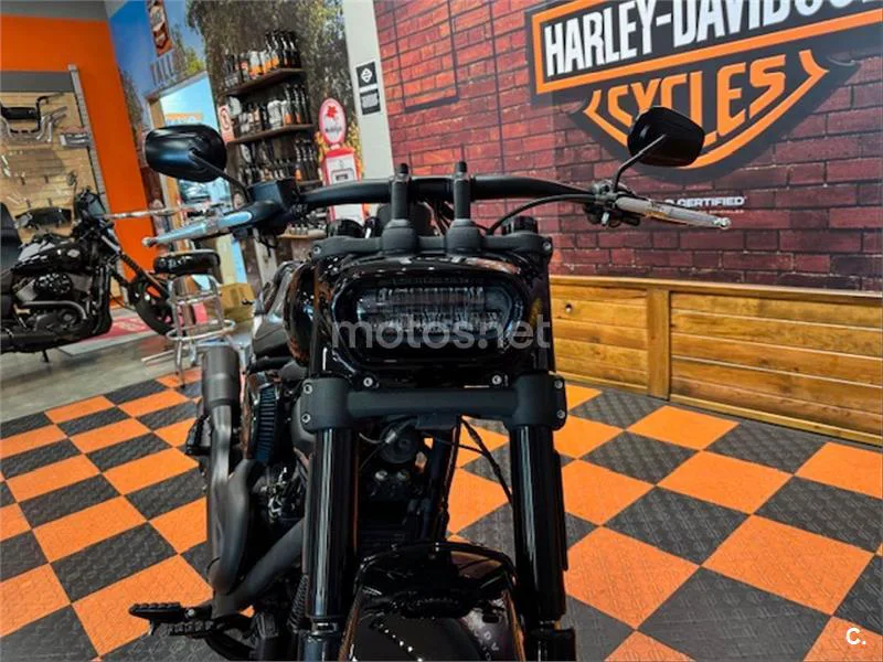 Harley-Davidson Fat Bob – Vista 6
