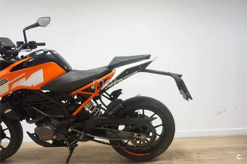 KTM 125 – Vista 3