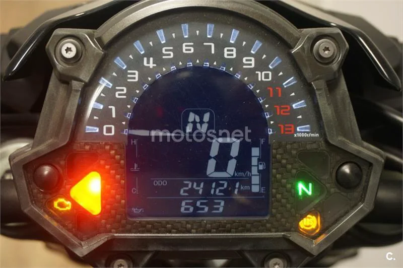 Kawasaki Z900 – Vista 4