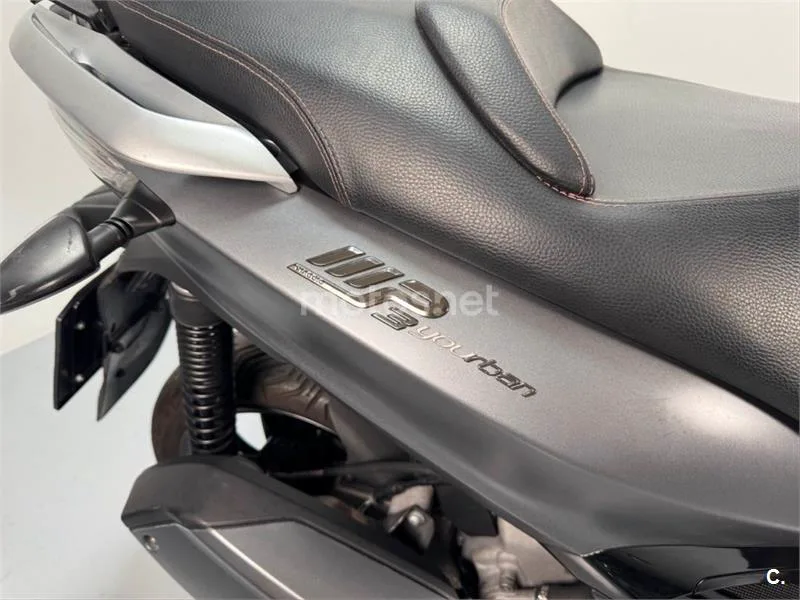Piaggio MP3 Yourban 300 LT Sport – Vista 7