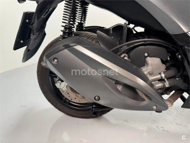 Piaggio MP3 Yourban 300 LT Sport – Vista 9