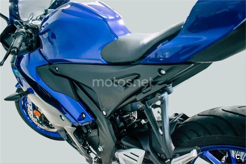Yamaha R125 – Vista 5