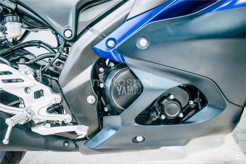 Yamaha R125 – Vista 7