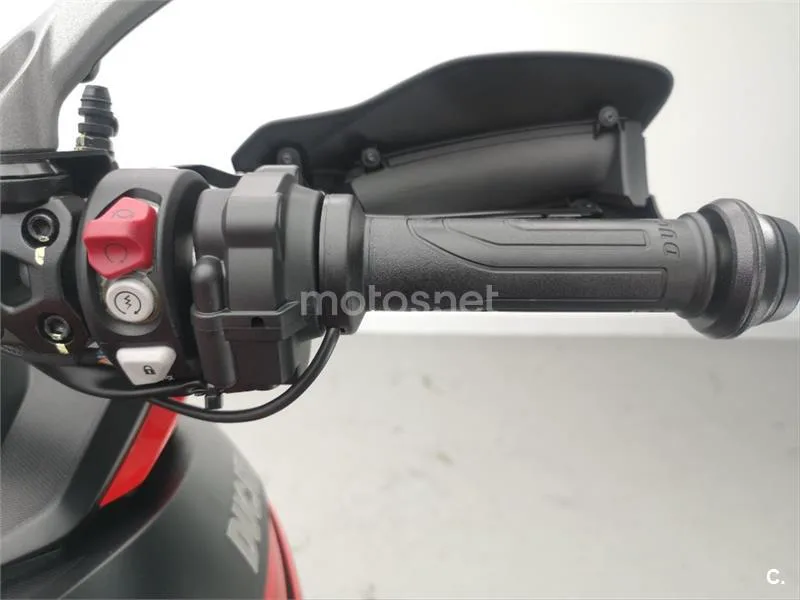 Ducati Multistrada V2 – Vista 8