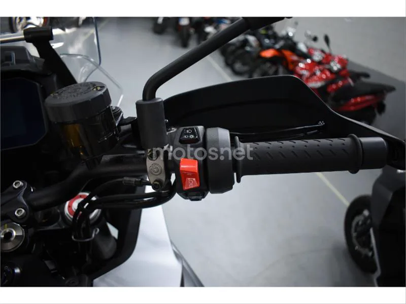 Moto Guzzi Stelvio – Vista 15