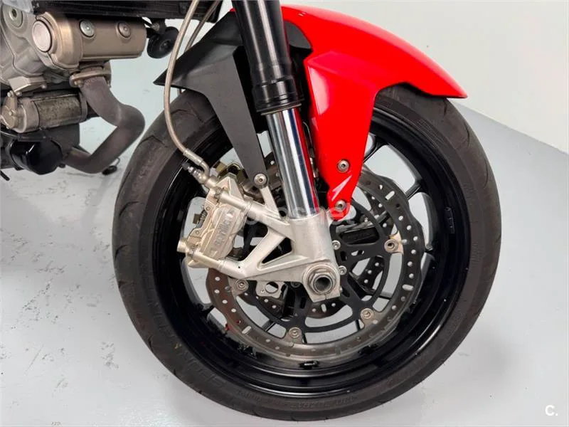 Aprilia Shiver 750 – Vista 12