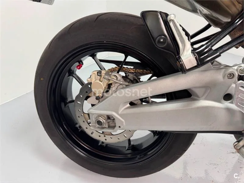 Aprilia Shiver 750 – Vista 15