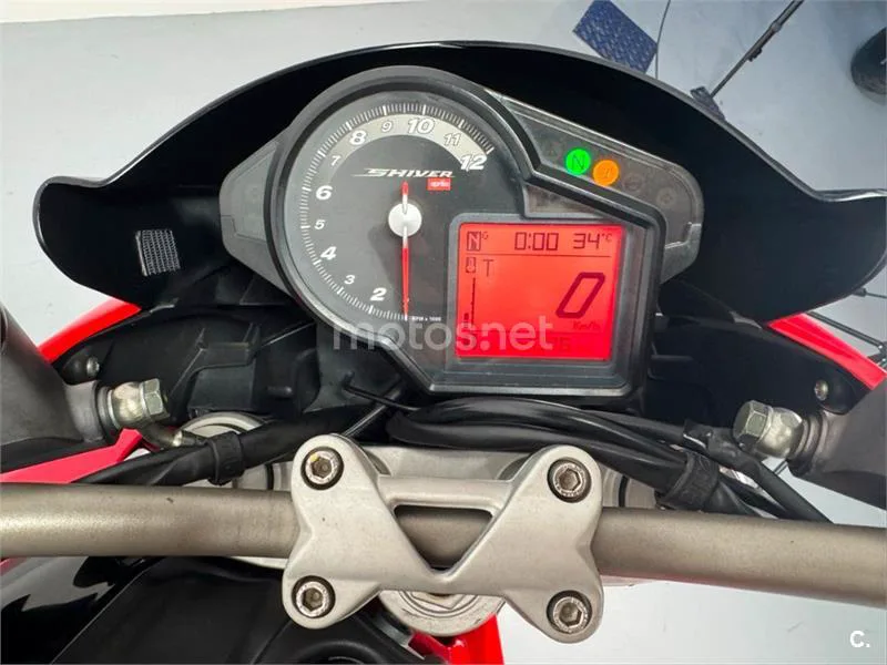 Aprilia Shiver 750 – Vista 16